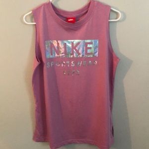 Nike Women’s hologram muscle tank
